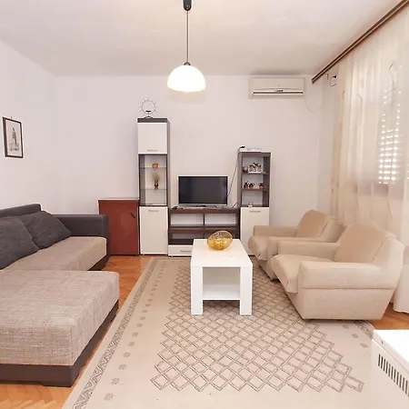 Ivan 41 Apartment